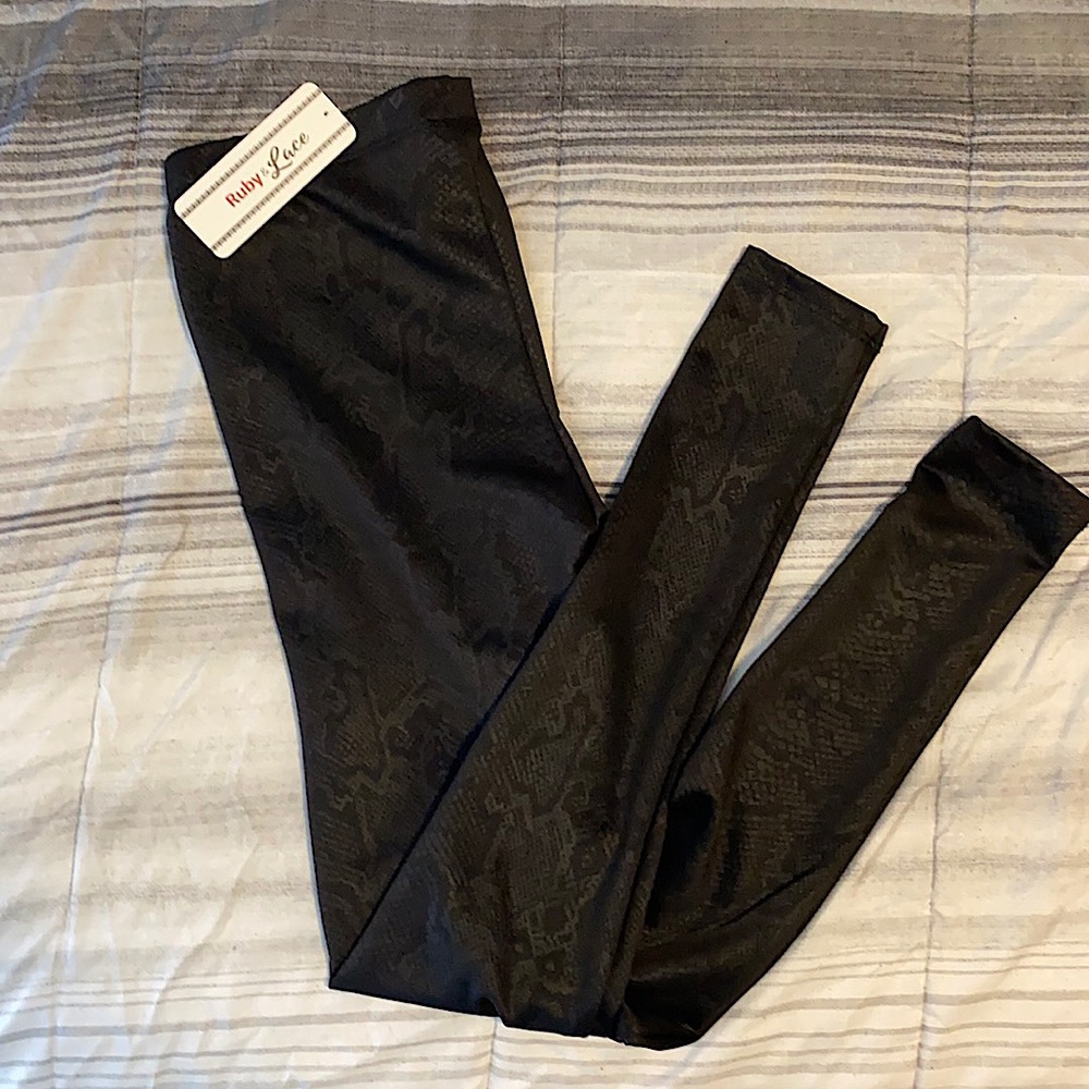 Brand new with tags, junior large, Ruby & Lace Active Leggings.